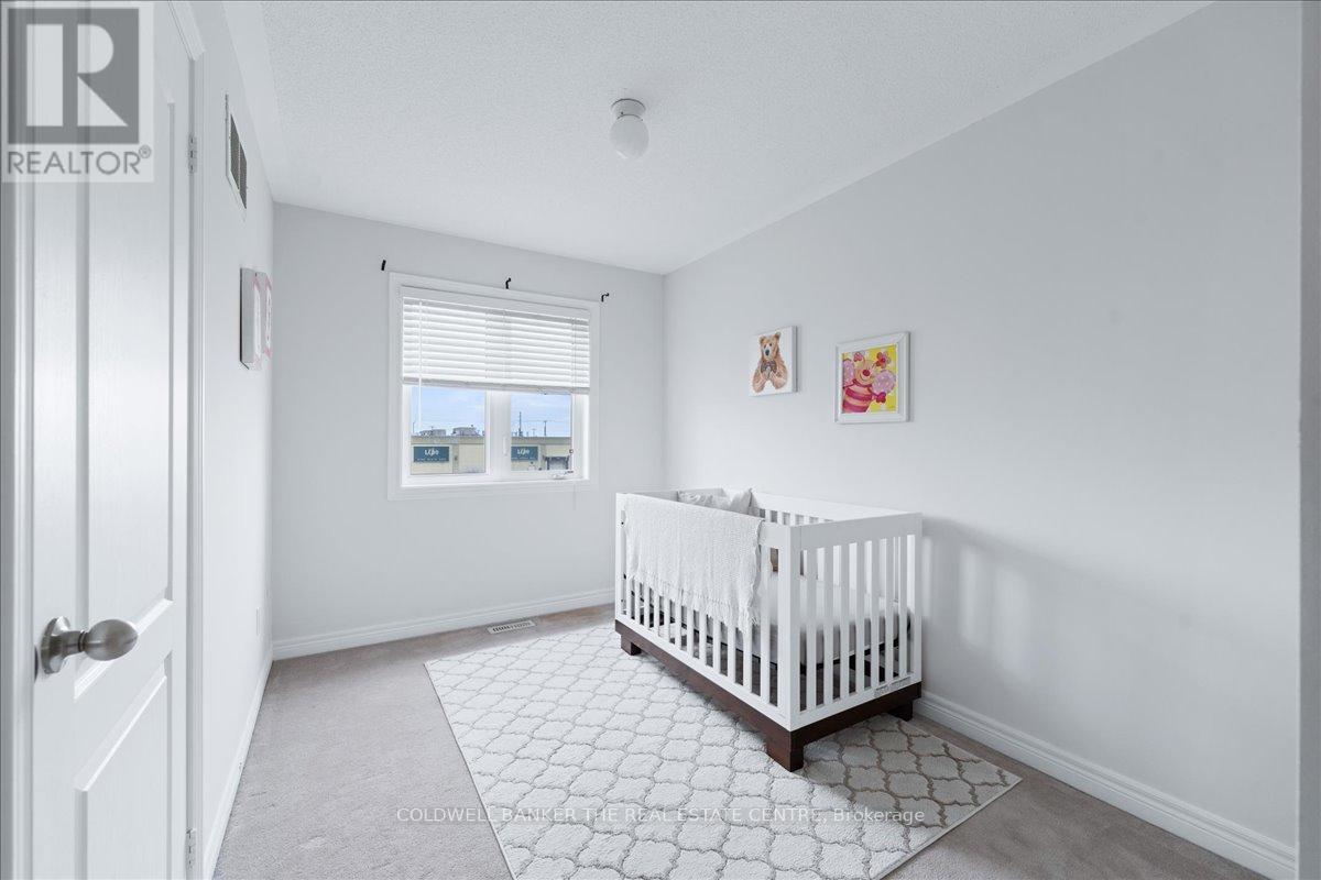 50 Pearcey Crescent, Barrie (Bayfield), Ontario  L4N 6R8 - Photo 11 - S12758498