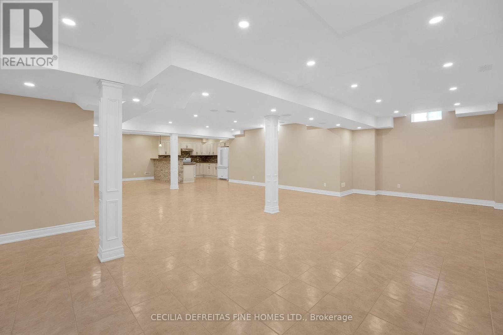 31 Munsie Drive, King, Ontario  L7B 0N8 - Photo 27 - N12758440