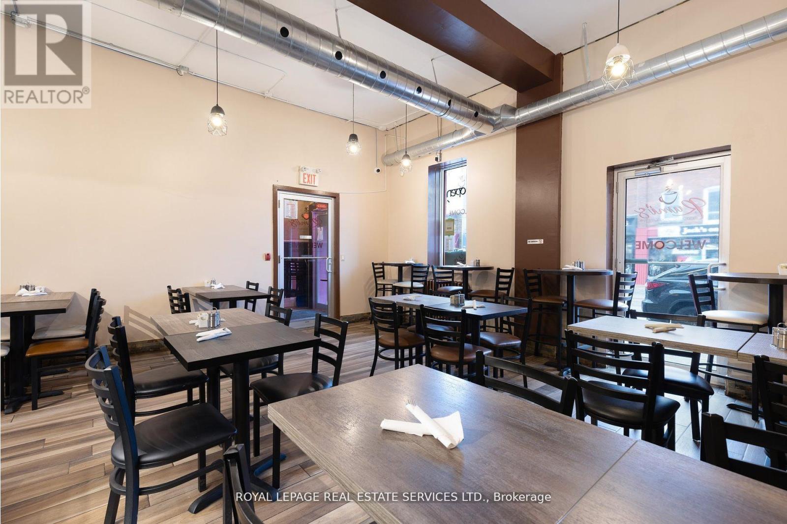 13 Queen Street, Springwater (Elmvale), Ontario  L0L 1P0 - Photo 2 - S12758500