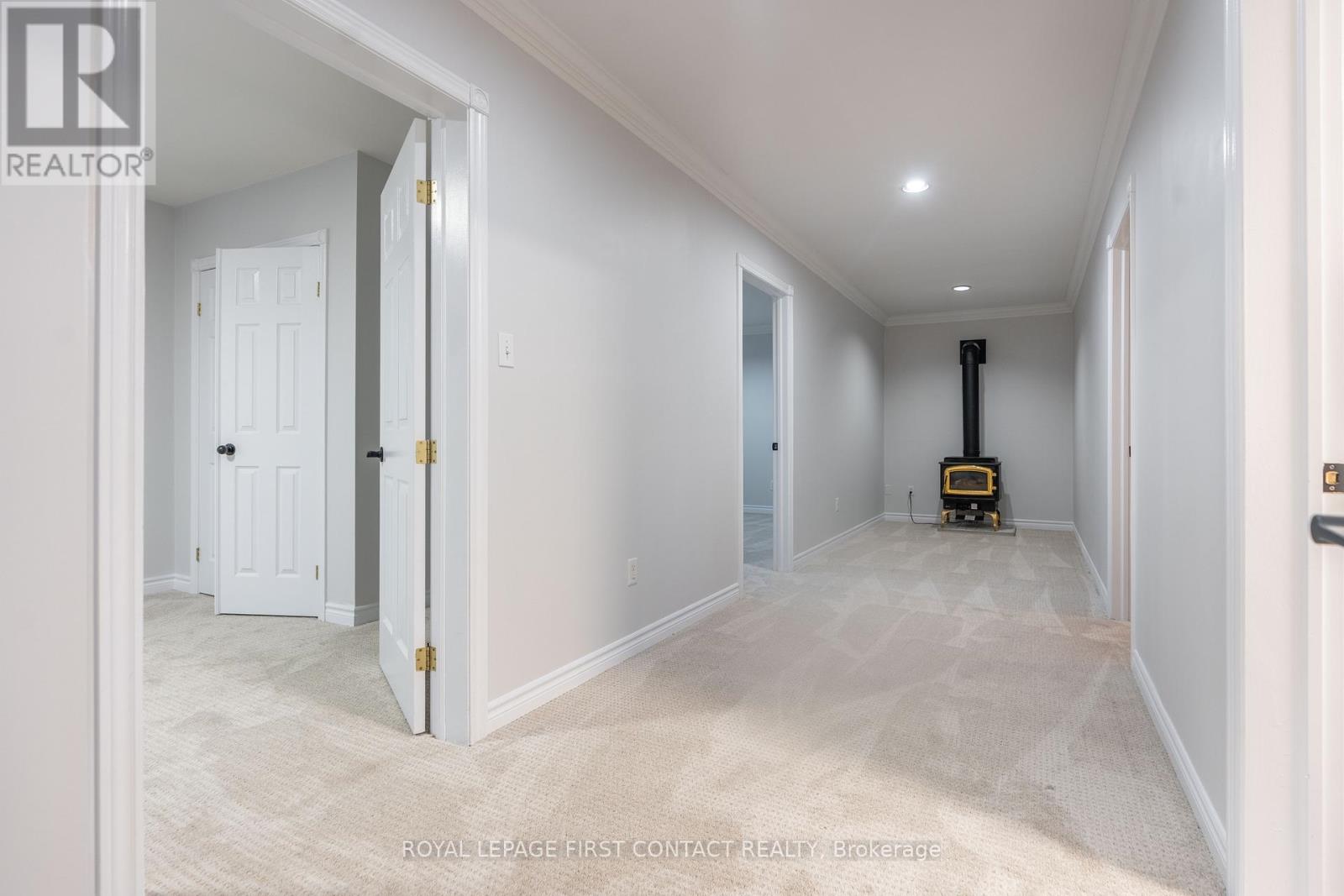 316 Johnson Street, Barrie (Georgian Drive), Ontario  L4M 7A1 - Photo 12 - S12758576