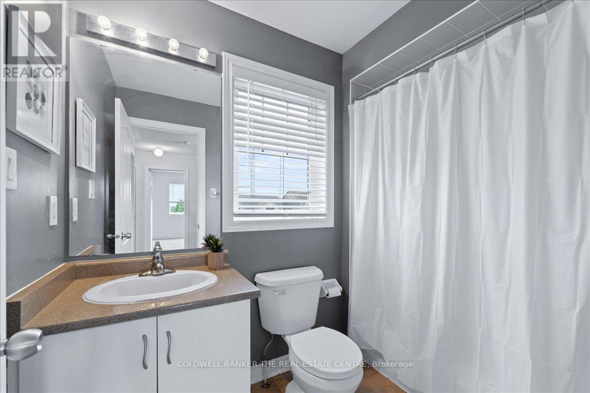 50 Pearcey Crescent, Barrie (Bayfield), Ontario  L4N 6R8 - Photo 10 - S12758498