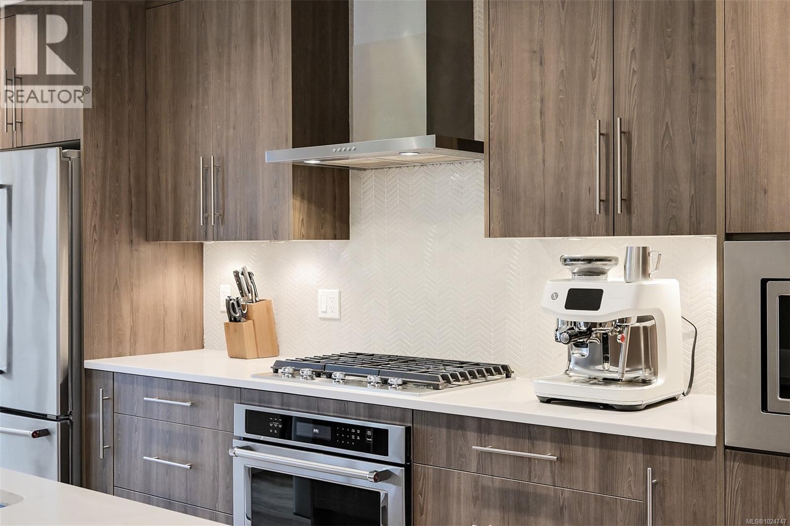 7864 Lochside Dr, Central Saanich, British Columbia  V8M 0B9 - Photo 10 - 1024747