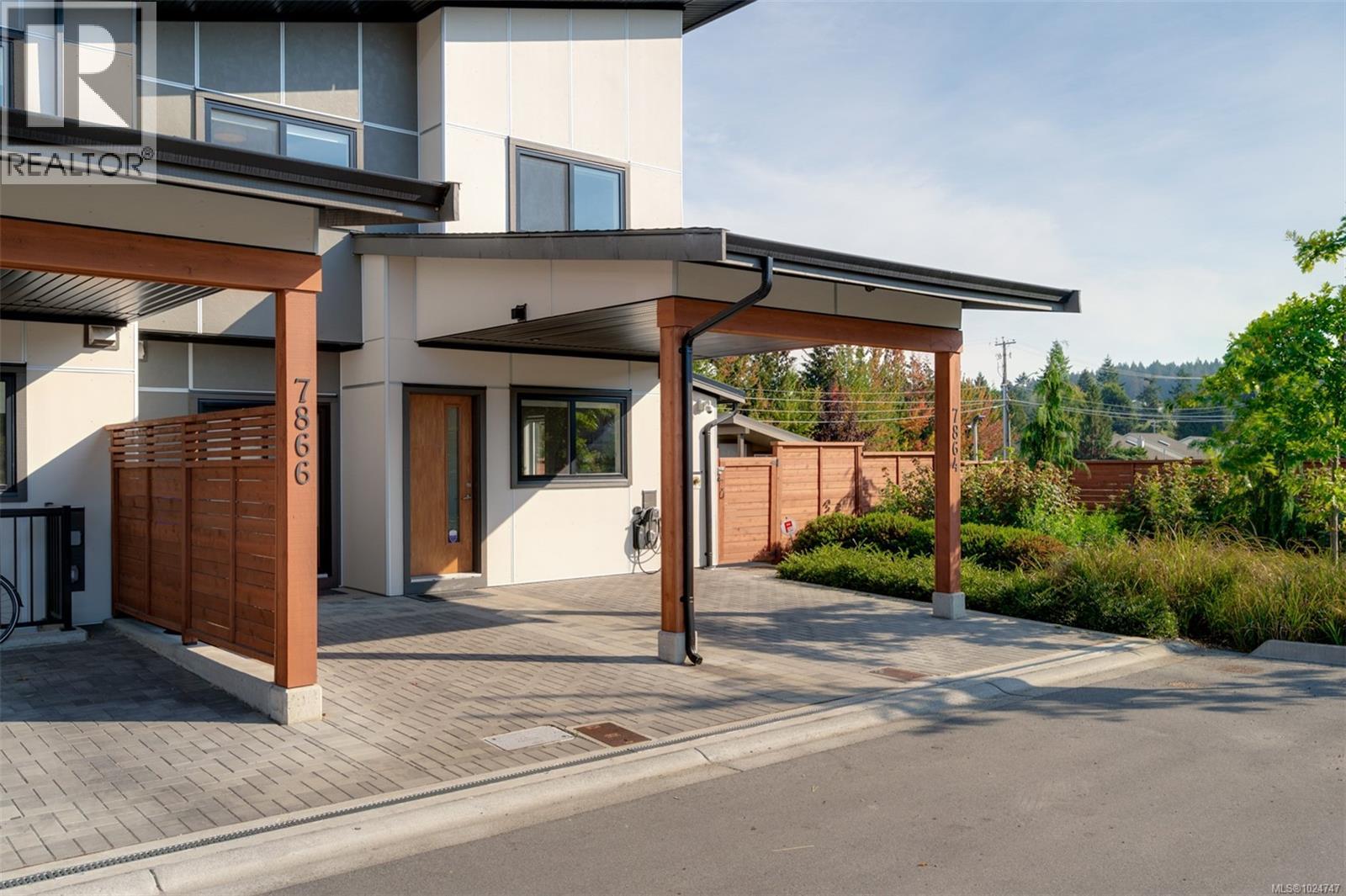 7864 Lochside Dr, Central Saanich, British Columbia  V8M 0B9 - Photo 33 - 1024747