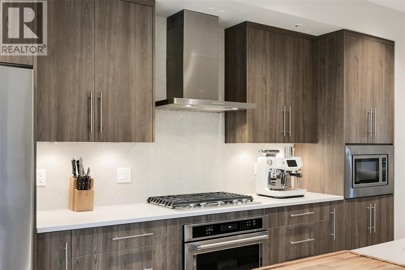 7864 Lochside Dr, Central Saanich, British Columbia  V8M 0B9 - Photo 9 - 1024747