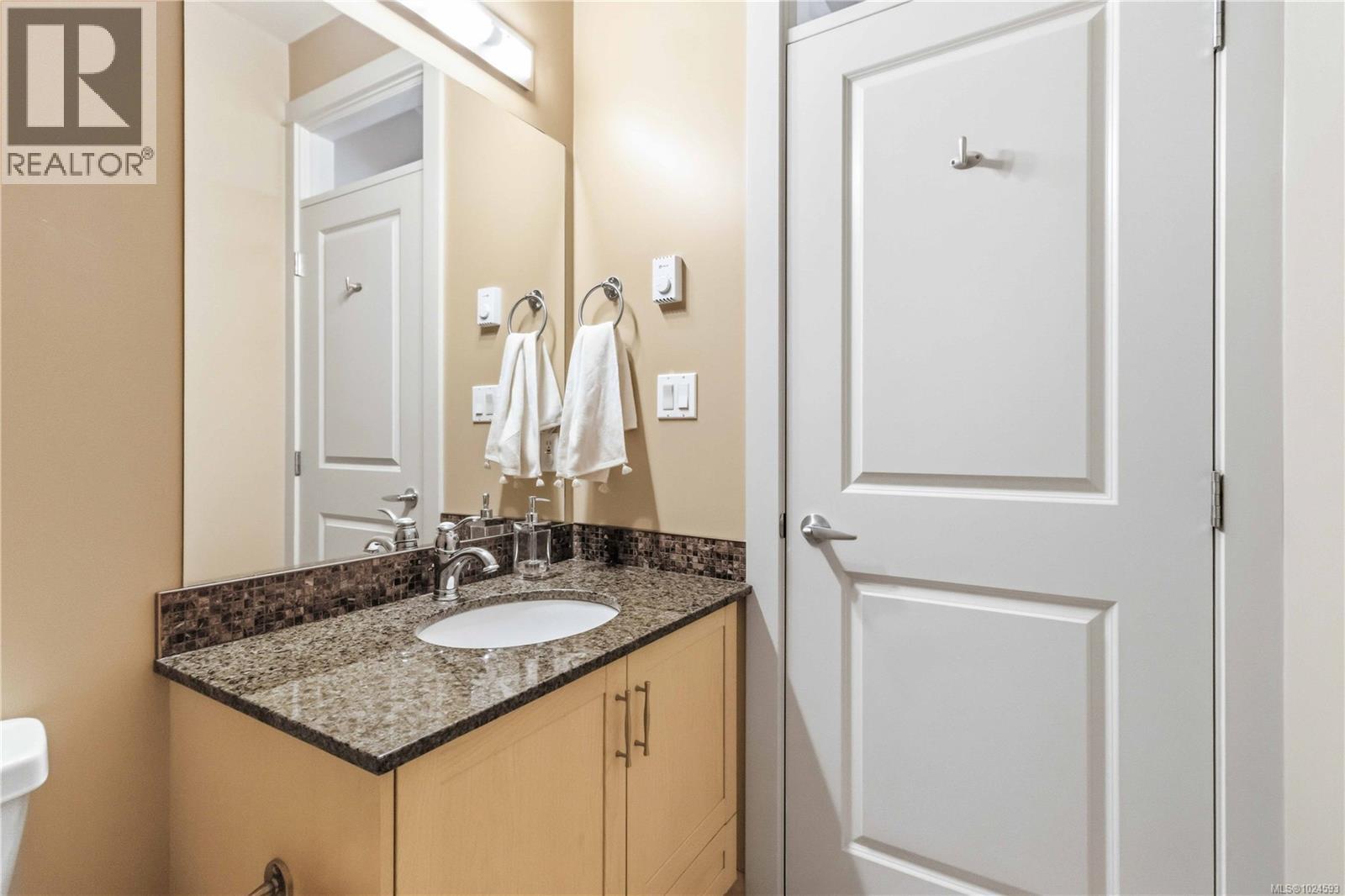 309 3210 Jacklin Rd, Langford, British Columbia  V9B 0J5 - Photo 15 - 1024593