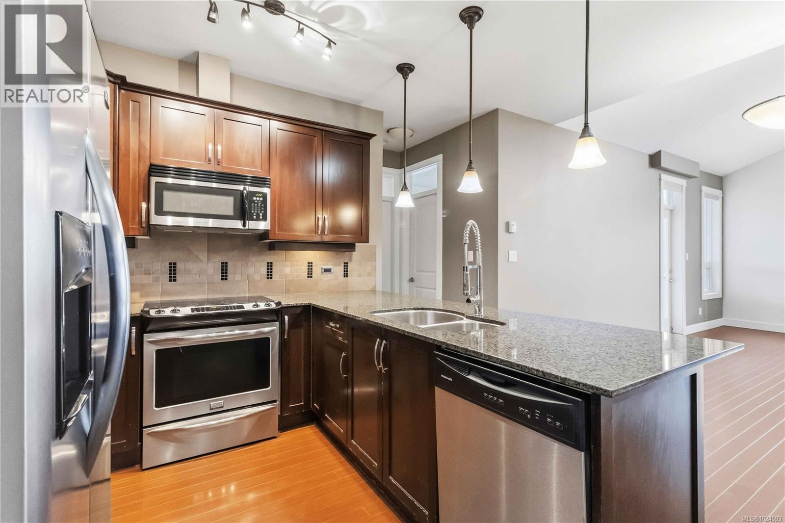 309 3210 Jacklin Rd, Langford, British Columbia  V9B 0J5 - Photo 9 - 1024593