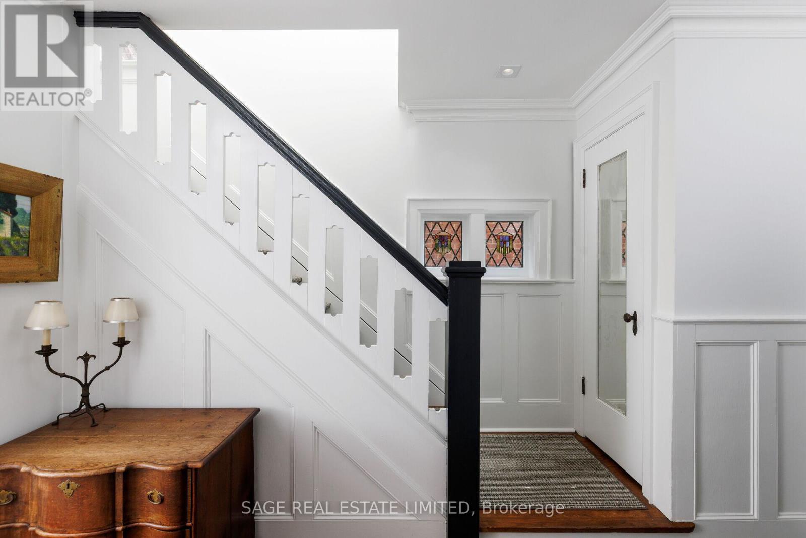 35 Grenview Boulevard N, Toronto, Ontario  M8X 2J9 - Photo 31 - W12758554