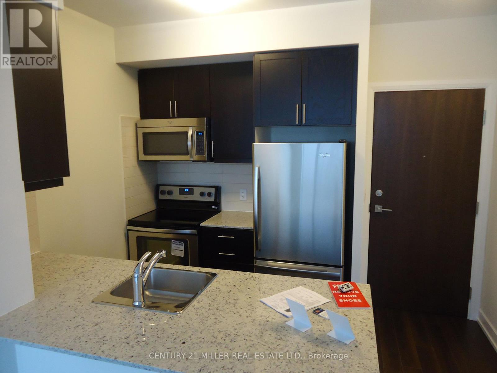 111 - 6 Eva Road, Toronto, Ontario  M9C 0B1 - Photo 2 - W12758542