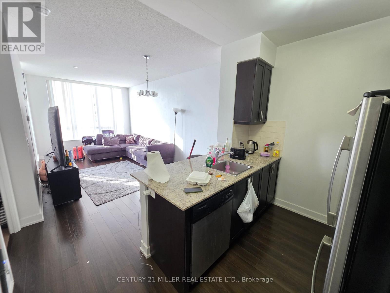 111 - 6 Eva Road, Toronto, Ontario  M9C 0B1 - Photo 5 - W12758542