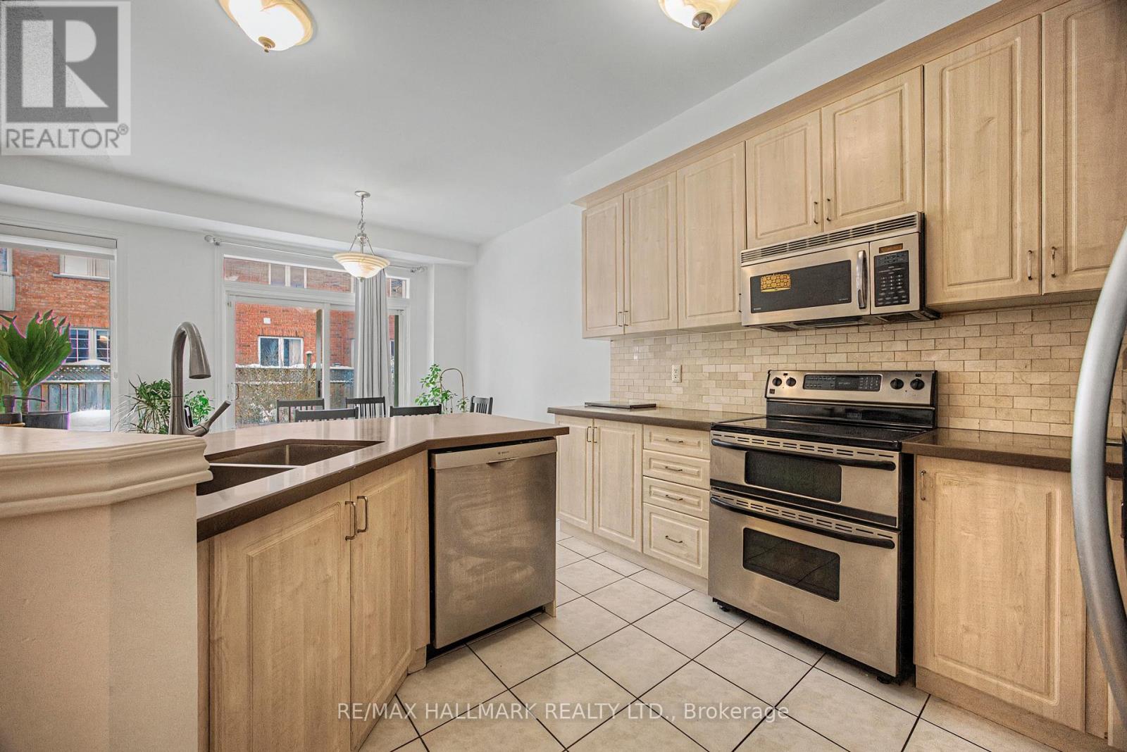 60 Cider Crescent, Richmond Hill, Ontario  L4E 4A4 - Photo 18 - N12736724