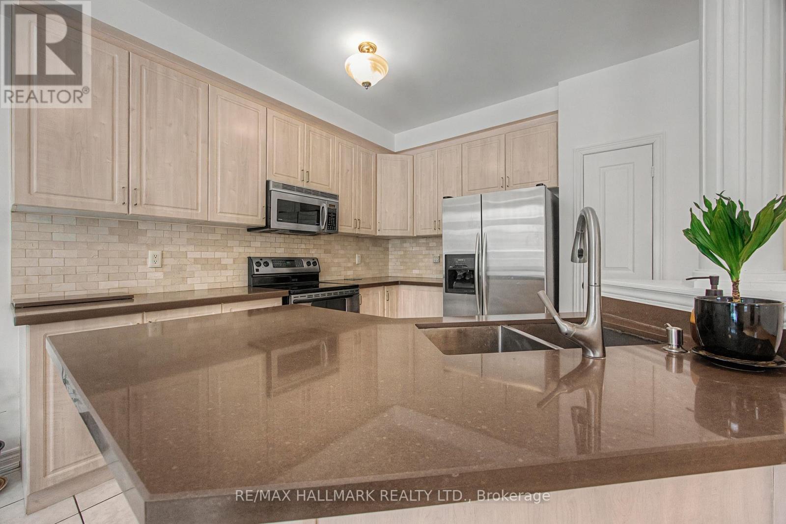 60 Cider Crescent, Richmond Hill, Ontario  L4E 4A4 - Photo 20 - N12736724