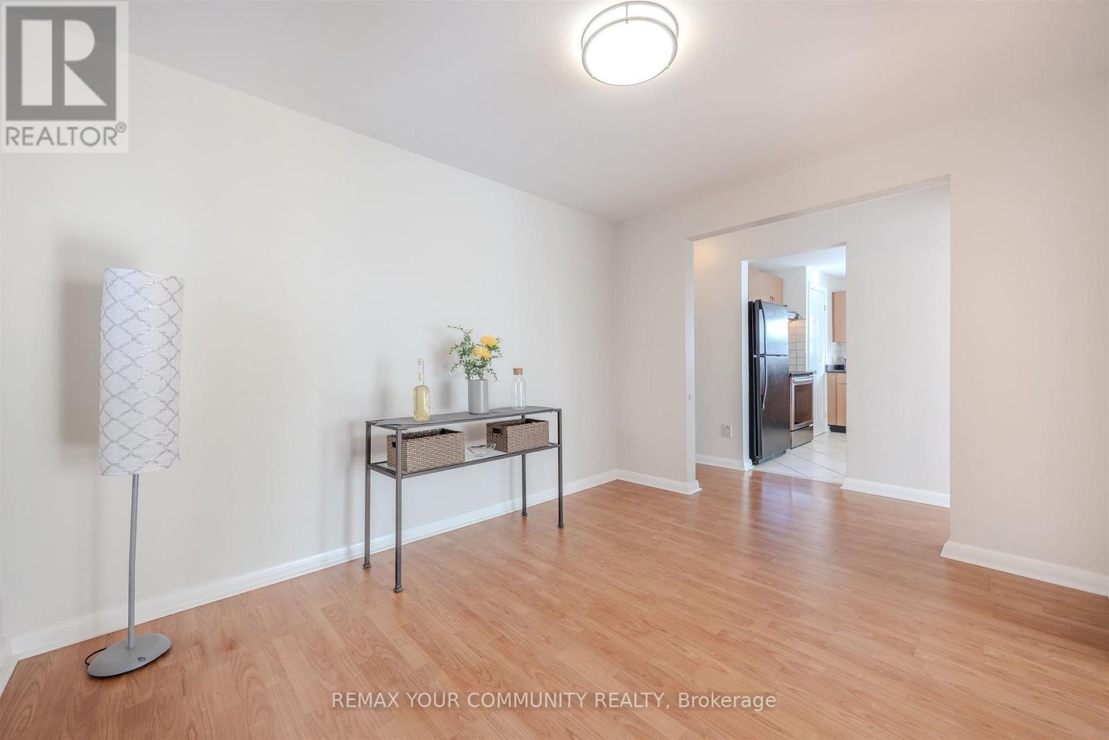 Upper - 18 Railway Street, Vaughan, Ontario  L6A 1P7 - Photo 10 - N12758670