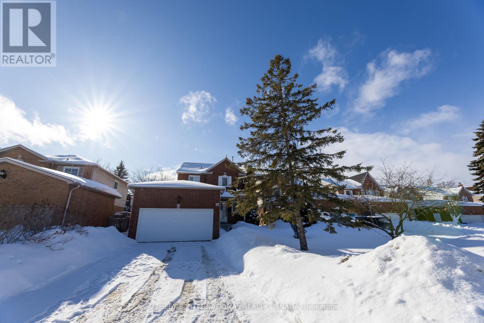 36 Ailsa Drive, Georgina, Ontario  L4P 3N5 - Photo 3 - N12758238