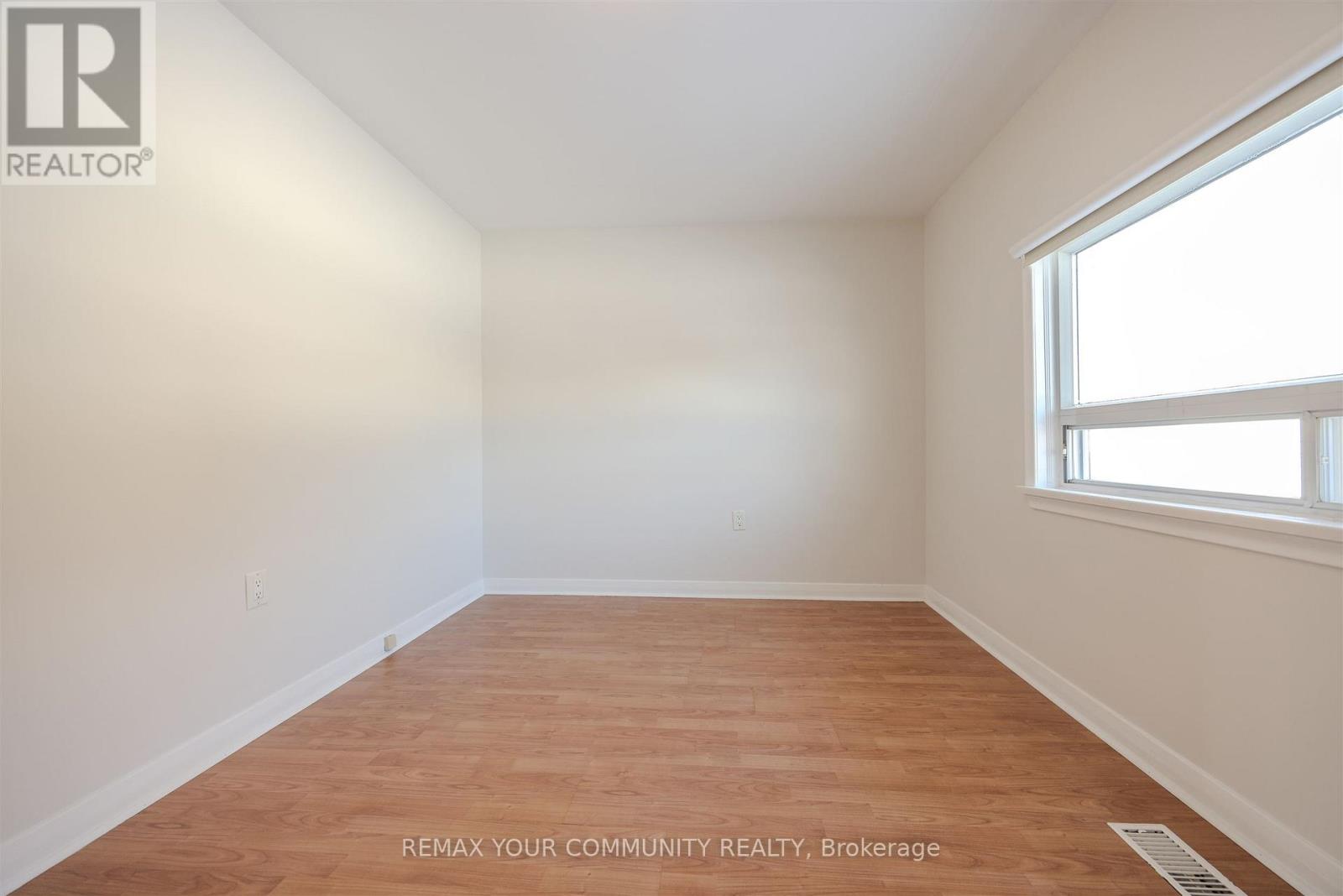 Upper - 18 Railway Street, Vaughan, Ontario  L6A 1P7 - Photo 31 - N12758670