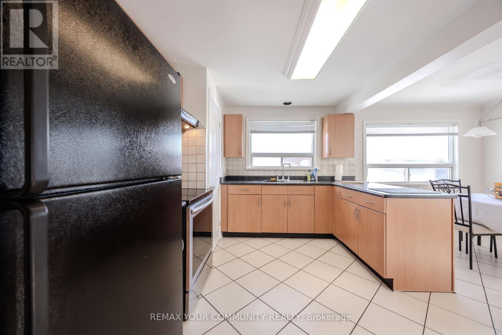 Upper - 18 Railway Street, Vaughan, Ontario  L6A 1P7 - Photo 20 - N12758670