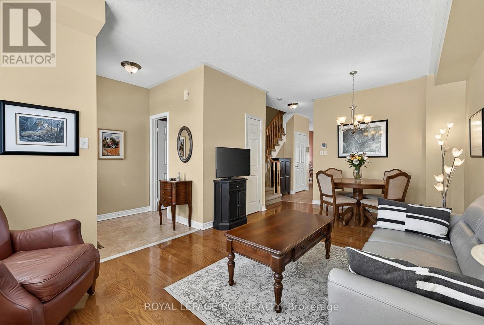 118 Riverlands Avenue, Markham, Ontario  L6B 1B6 - Photo 8 - N12758706