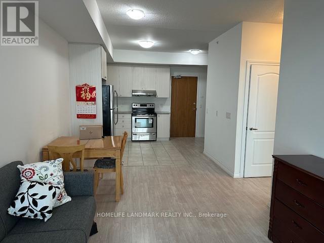 810 - 8323 Kennedy Road, Markham, Ontario  L3R 5W7 - Photo 4 - N12758756