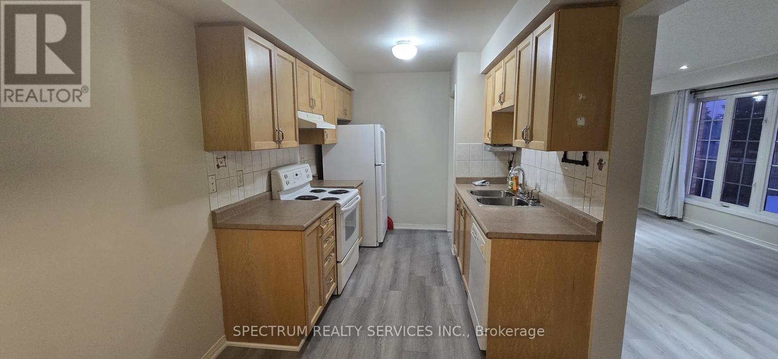 3475 Angel Pass Drive, Mississauga, Ontario  L5M 7N5 - Photo 10 - W12754960