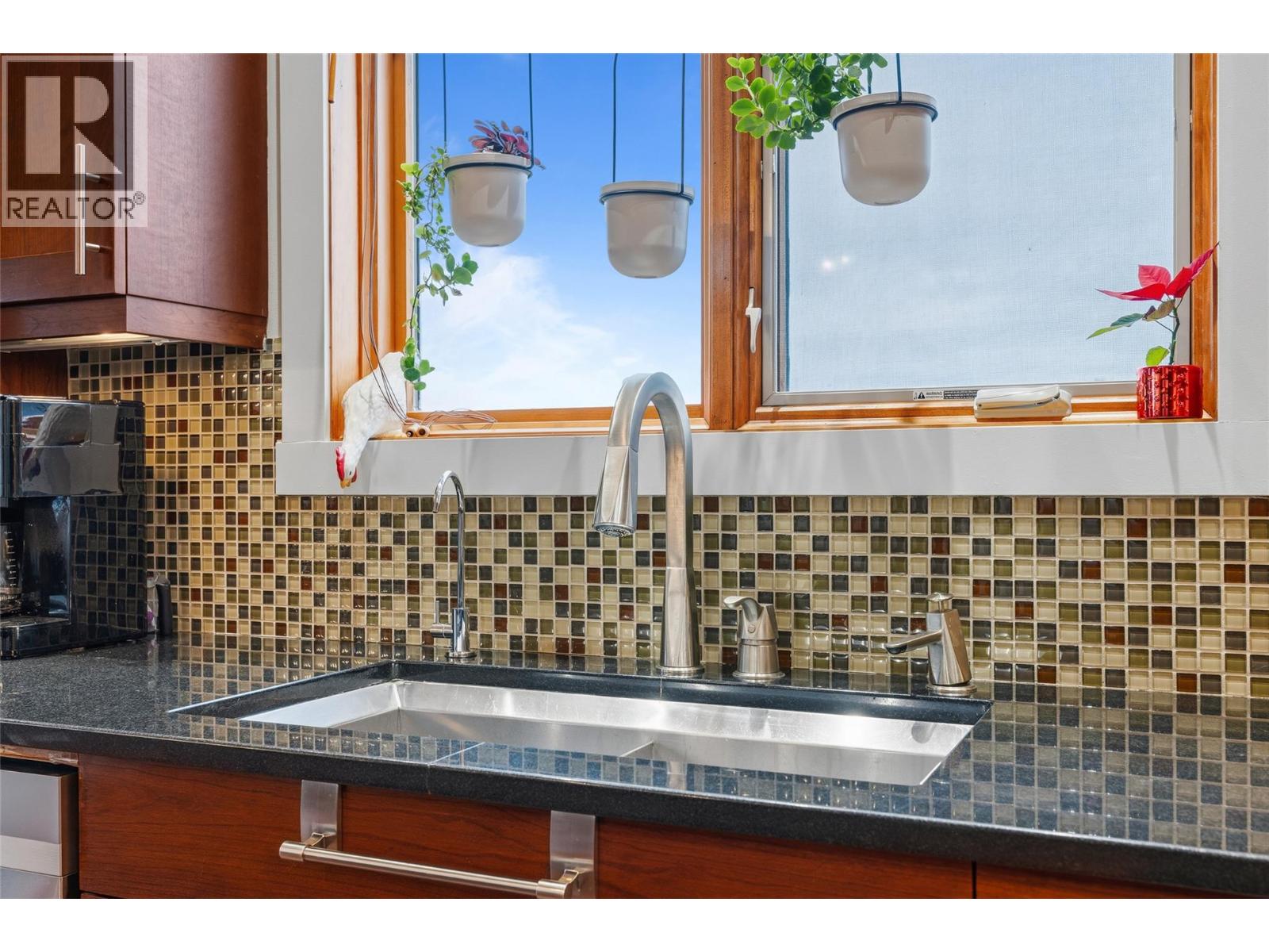 509 Caramillo Court, Kelowna, British Columbia  V1V 2K9 - Photo 21 - 10374577