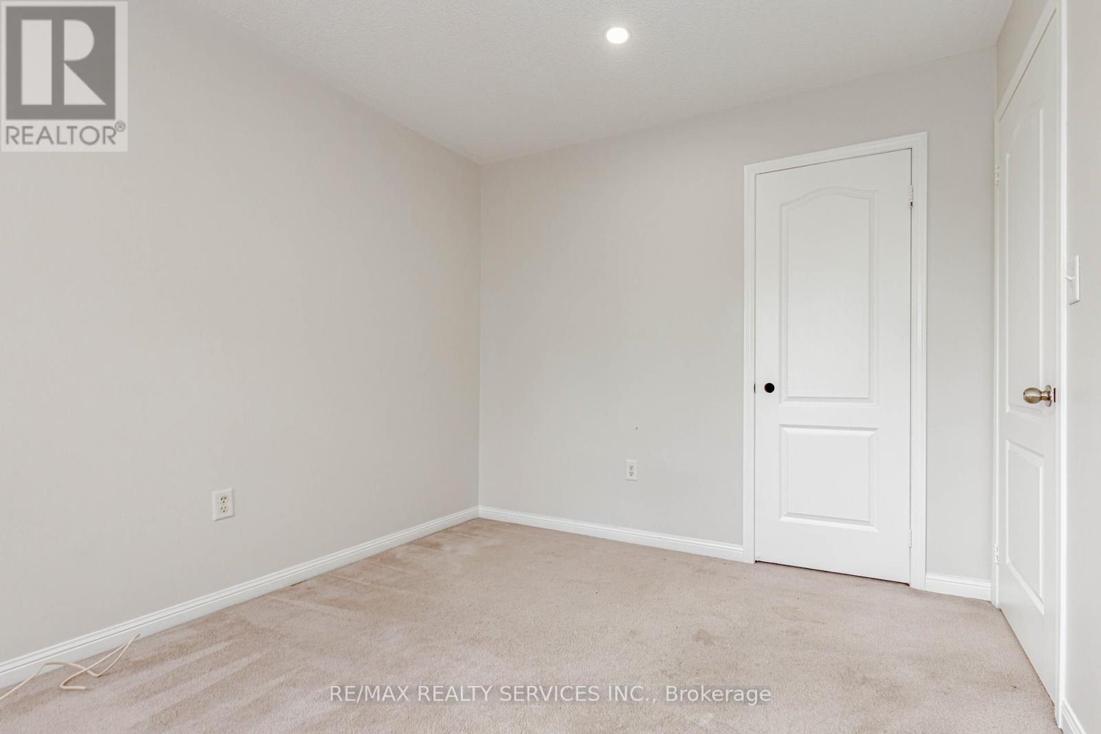 Upper - 106 Narrow Valley Crescent, Brampton, Ontario  L6R 2M6 - Photo 27 - W12758586