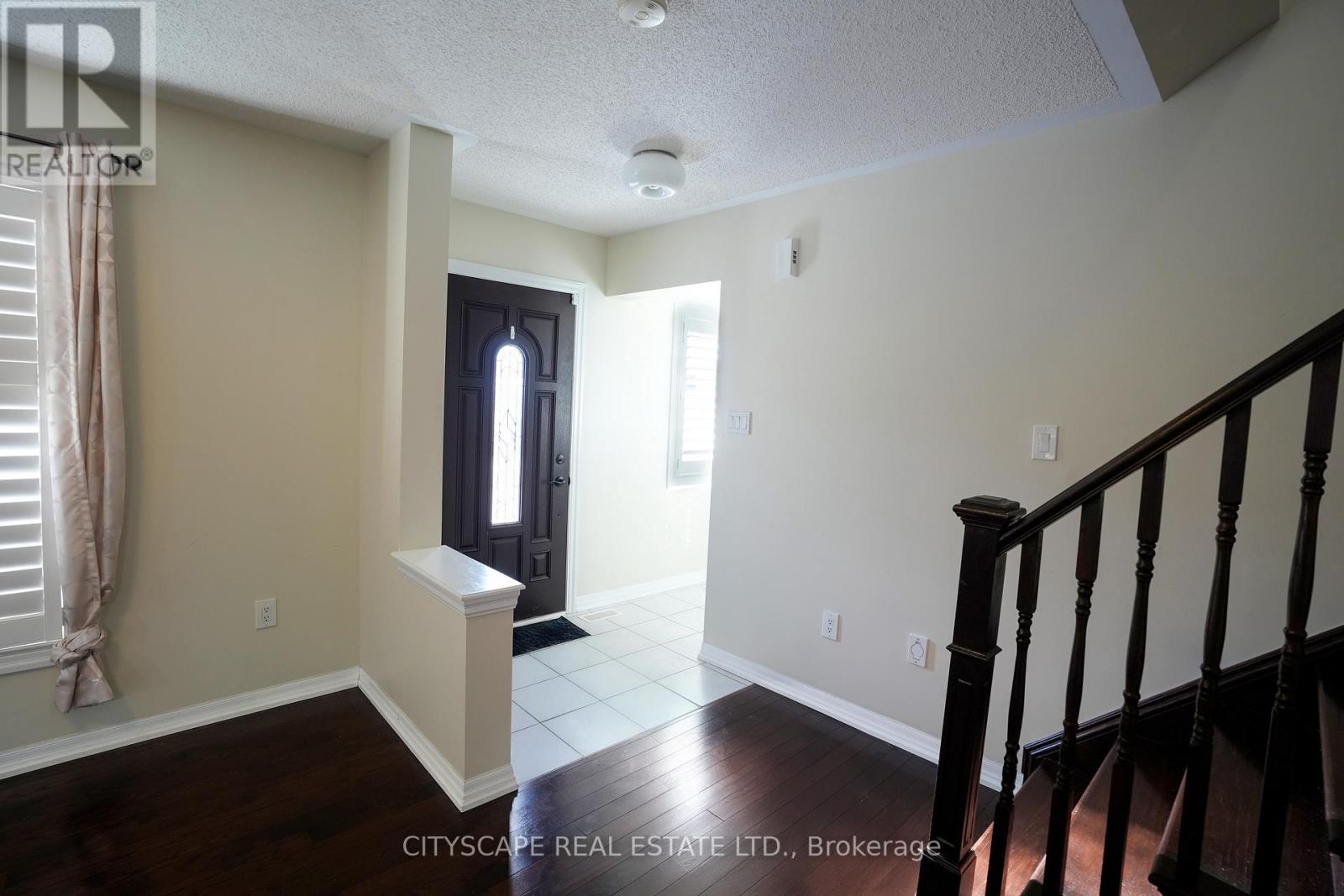 150 Leiterman Drive, Milton, Ontario  L9T 8B5 - Photo 10 - W12758604