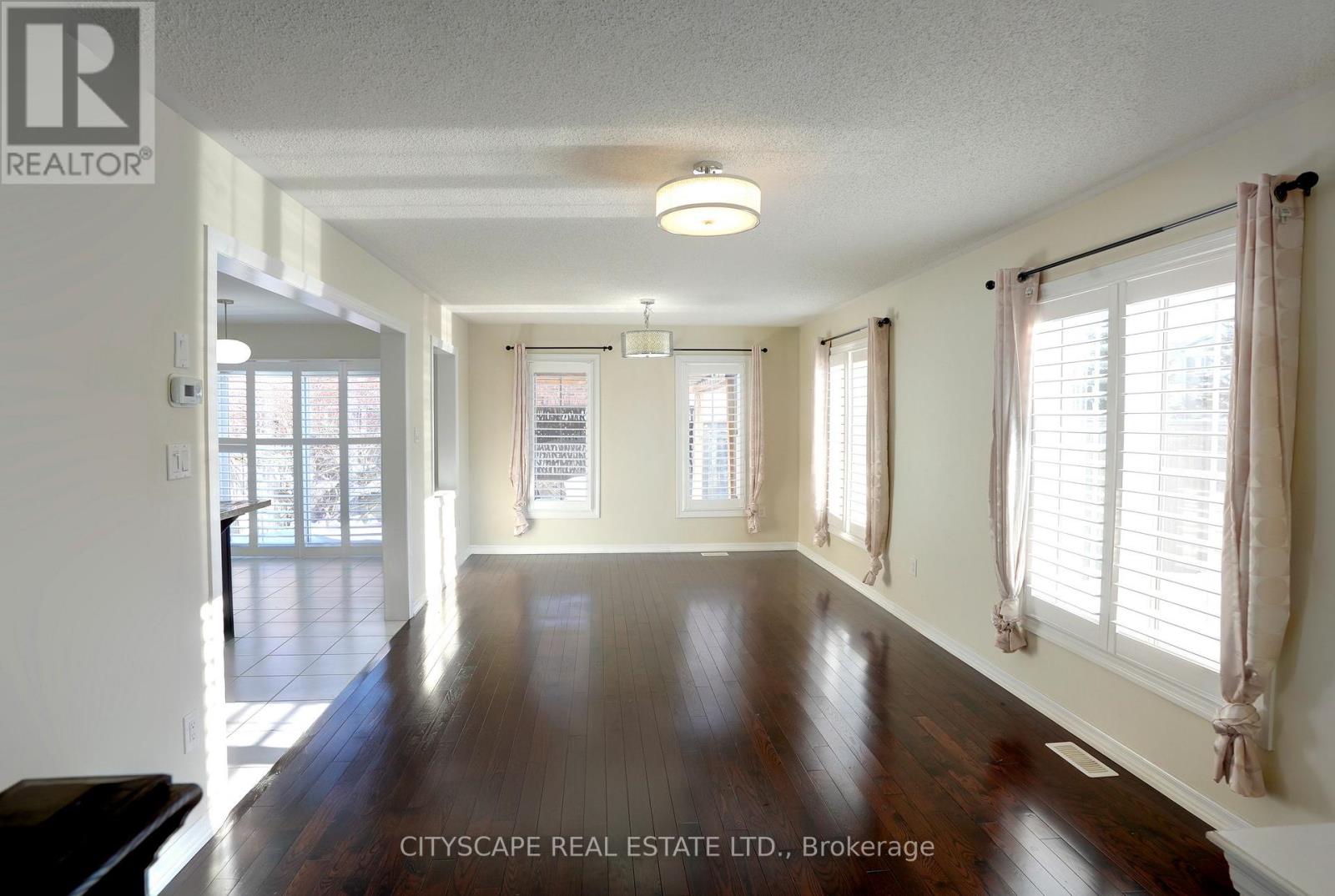 150 Leiterman Drive, Milton, Ontario  L9T 8B5 - Photo 13 - W12758604