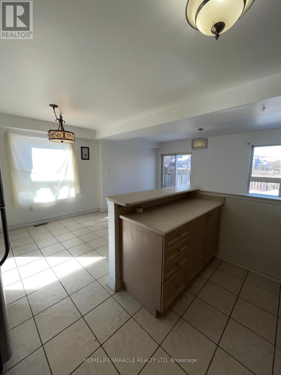 49 Sand Cherry Crescent, Brampton, Ontario  L6R 3B1 - Photo 6 - W12758652