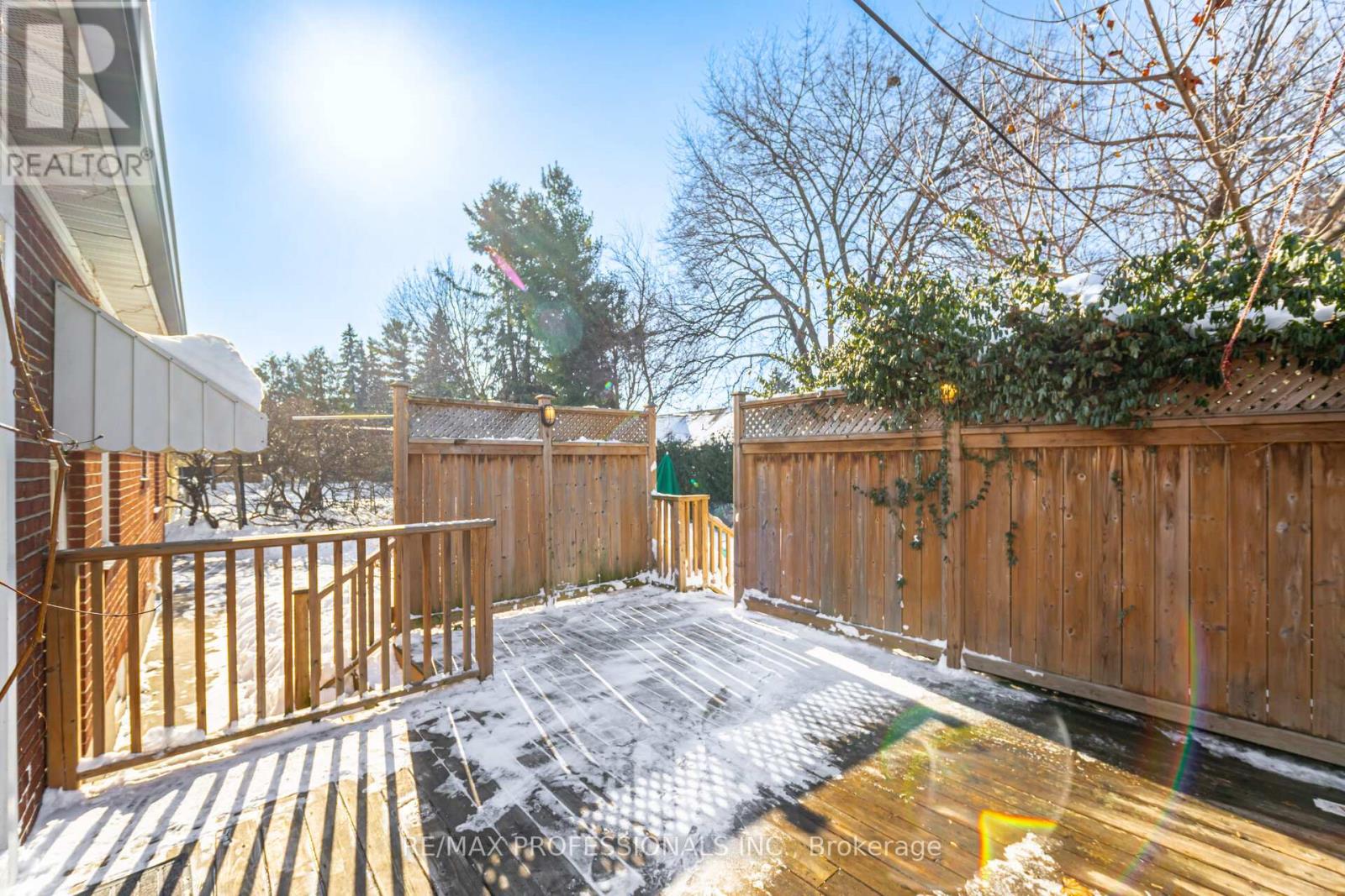 318 Park Lawn Road, Toronto, Ontario  M8Y 3K2 - Photo 29 - W12758692