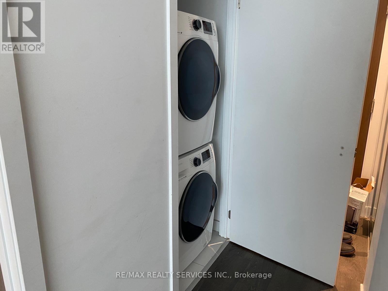 3211 - 1926 Lakeshore Boulevard W, Toronto, Ontario  M6S 1A1 - Photo 22 - W12758694