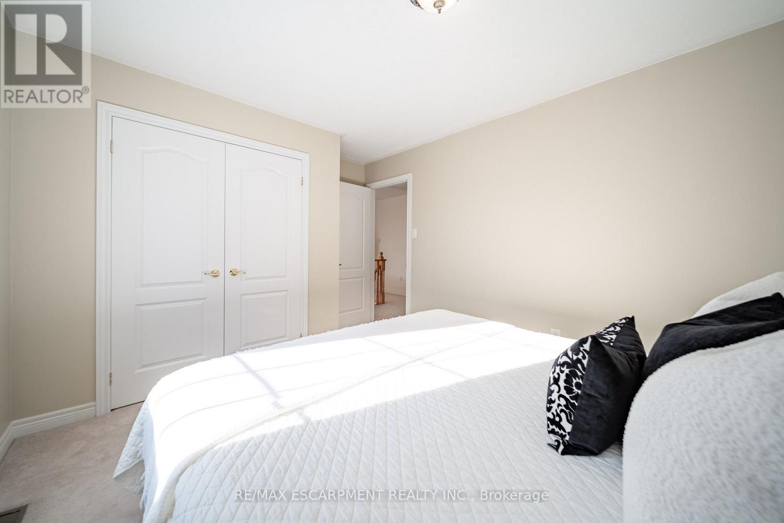 16 - 1050 Grand Boulevard, Oakville, Ontario  L6H 2S5 - Photo 33 - W12758704