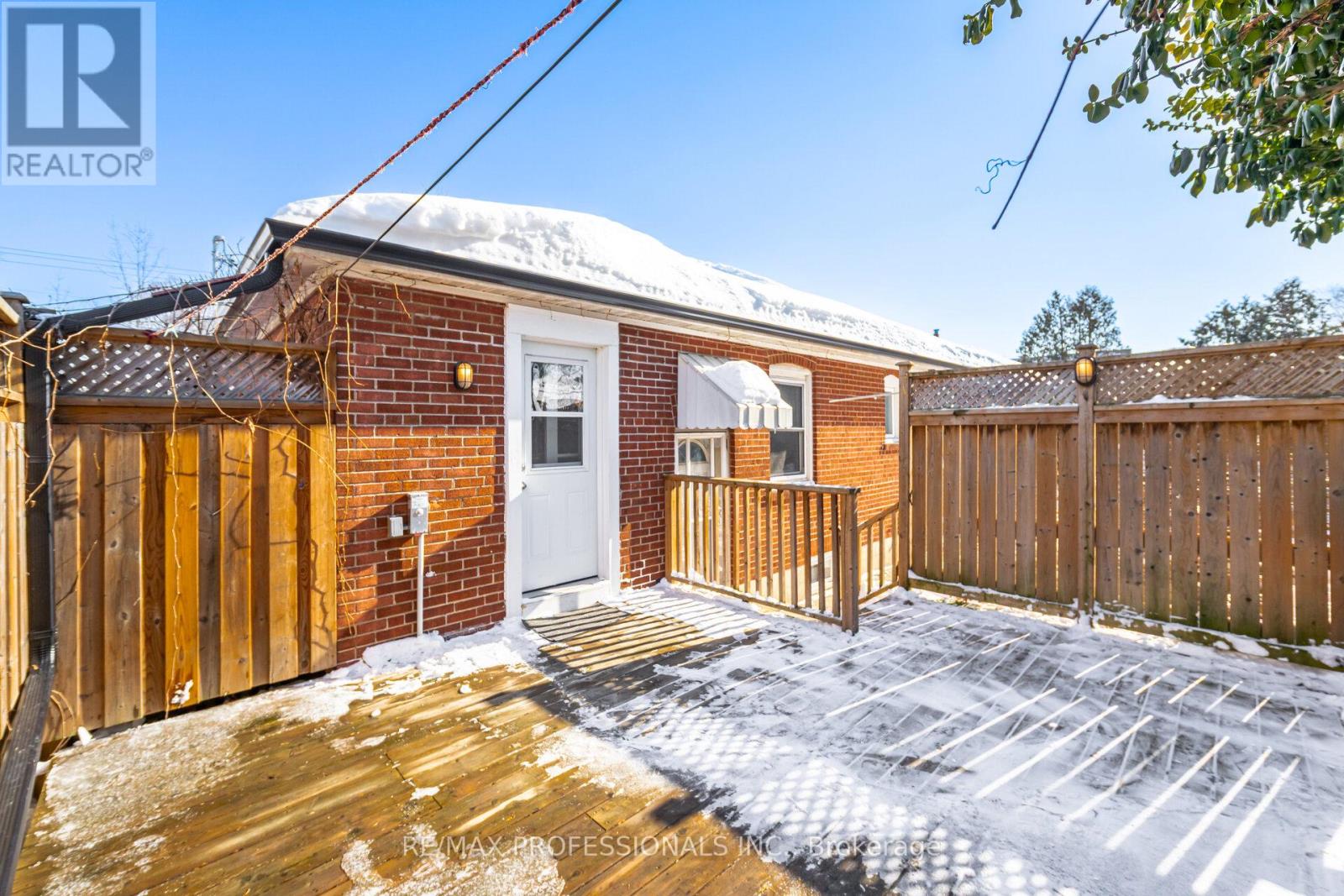 318 Park Lawn Road, Toronto, Ontario  M8Y 3K2 - Photo 28 - W12758692