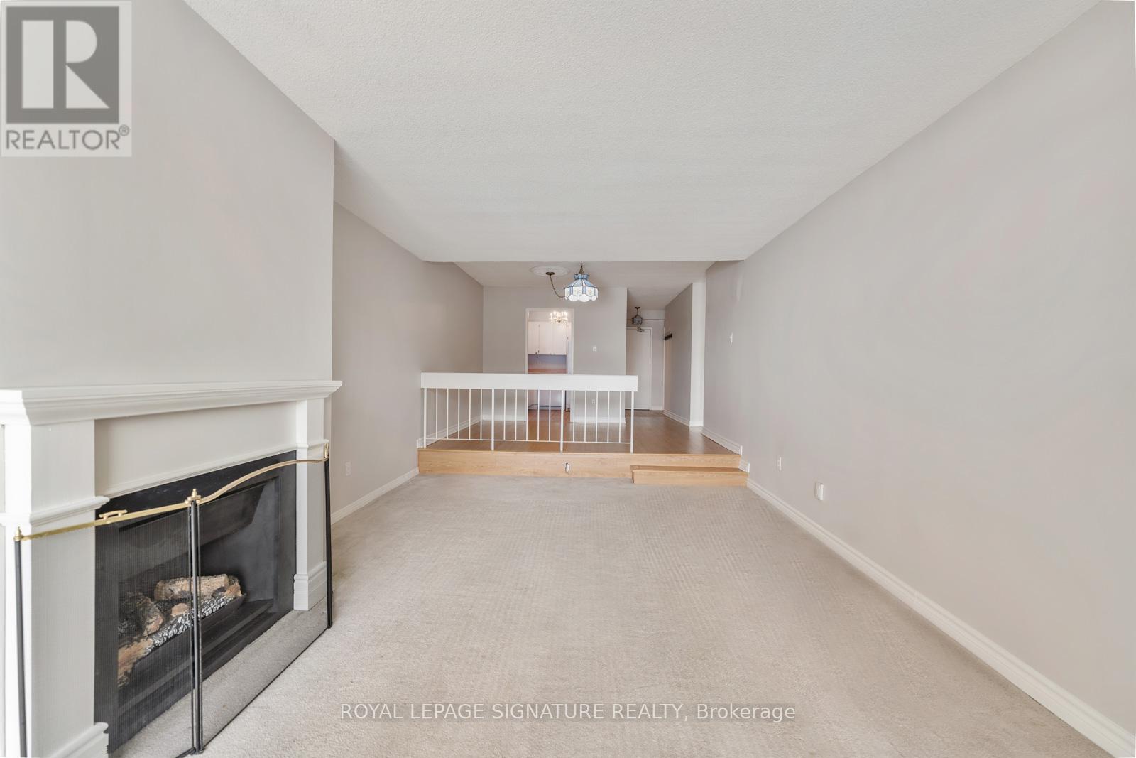 1503 - 1359 White Oaks Boulevard, Oakville, Ontario  L6H 2R8 - Photo 7 - W12758656