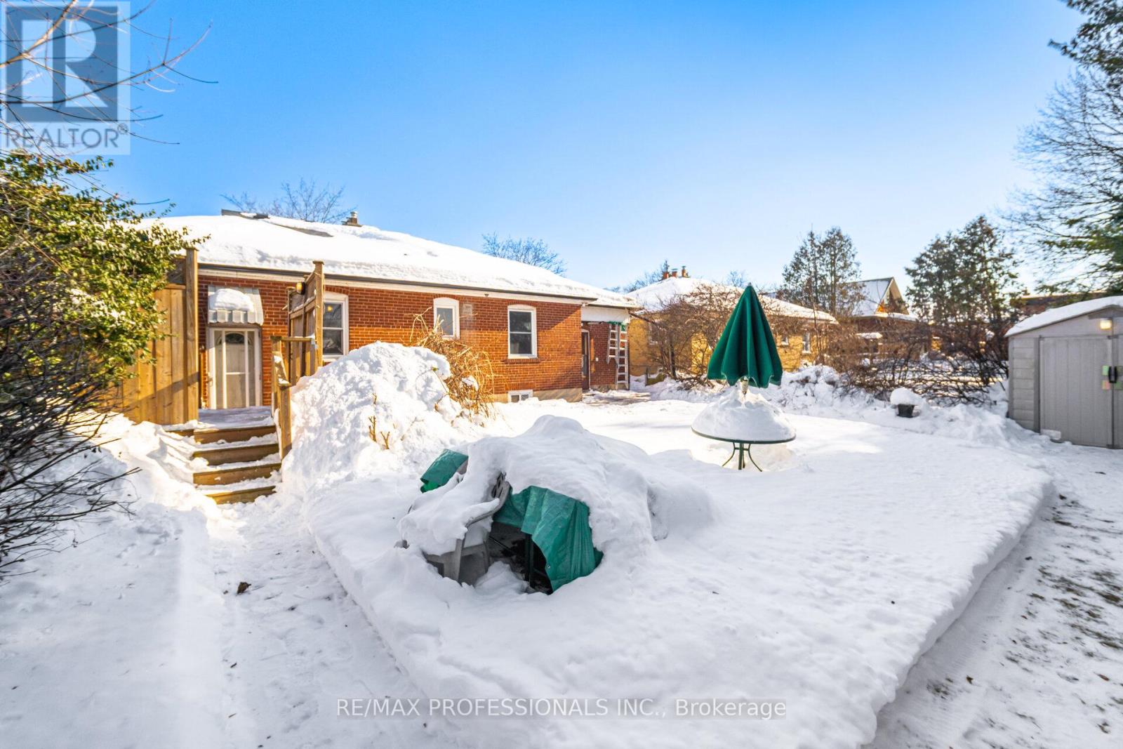 318 Park Lawn Road, Toronto, Ontario  M8Y 3K2 - Photo 31 - W12758692