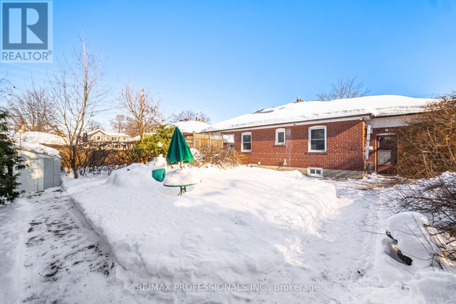 318 Park Lawn Road, Toronto, Ontario  M8Y 3K2 - Photo 33 - W12758692