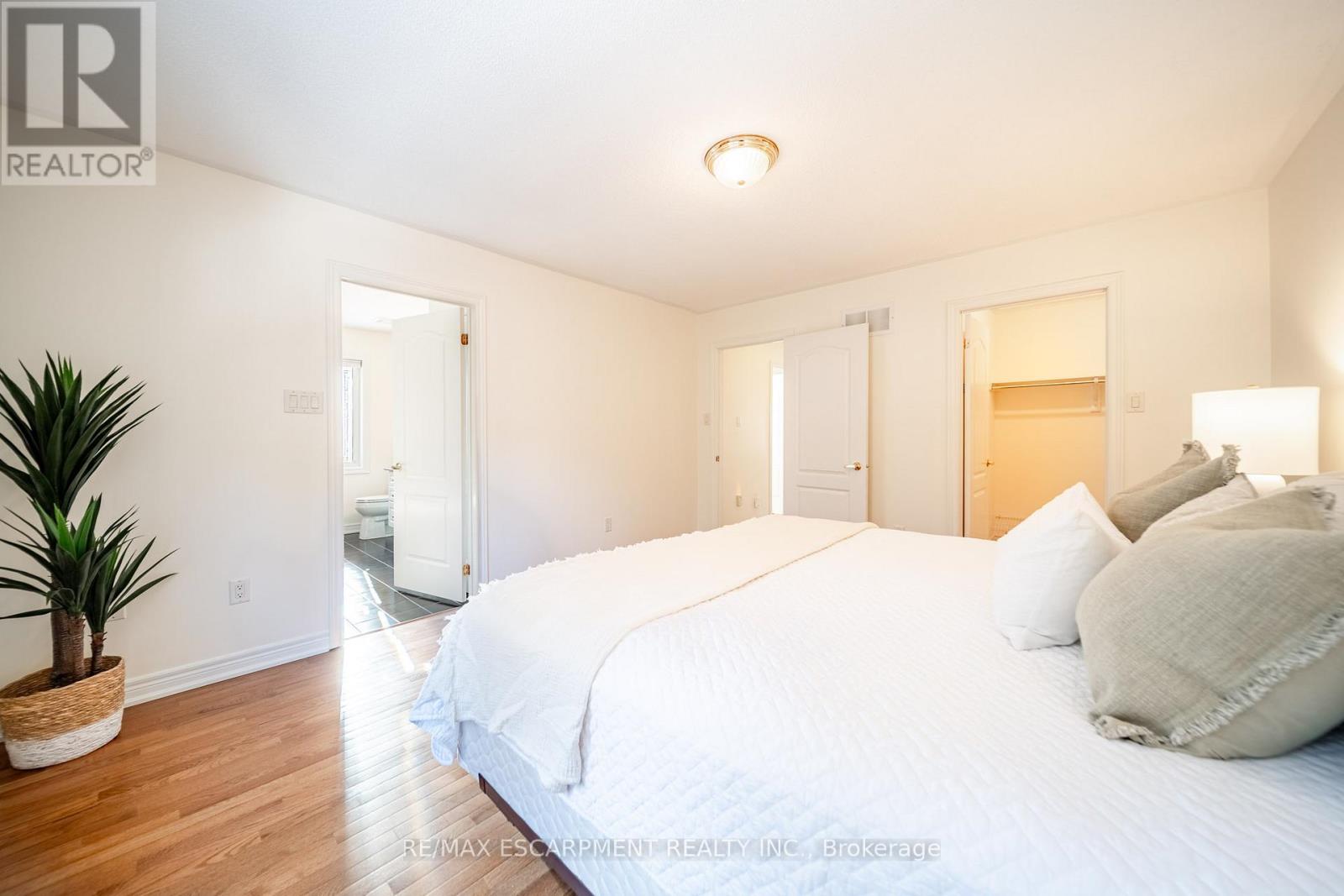 16 - 1050 Grand Boulevard, Oakville, Ontario  L6H 2S5 - Photo 26 - W12758704