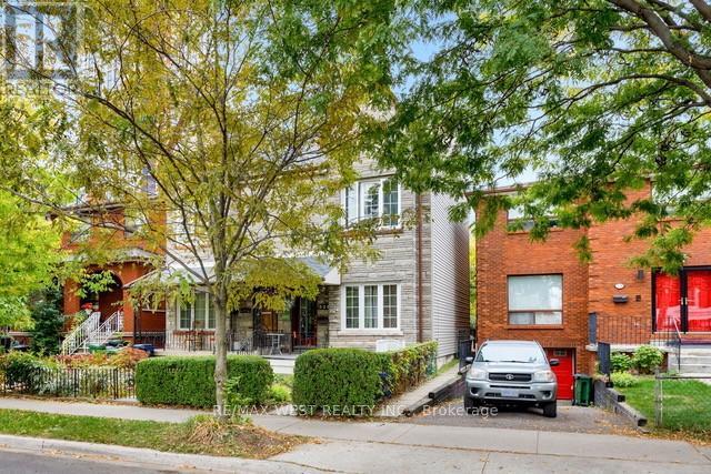 524 Gladstone Avenue, Toronto, Ontario  M6H 3J2 - Photo 3 - W12758744