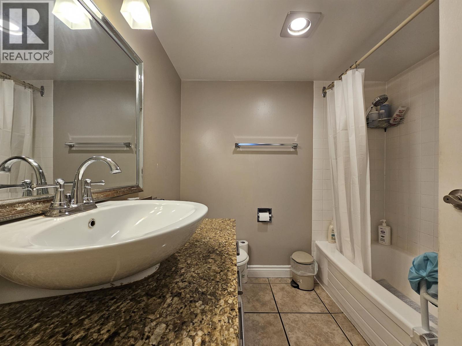 501 740 Hamilton Street, New Westminster, British Columbia  V3M 5T7 - Photo 15 - R3085709