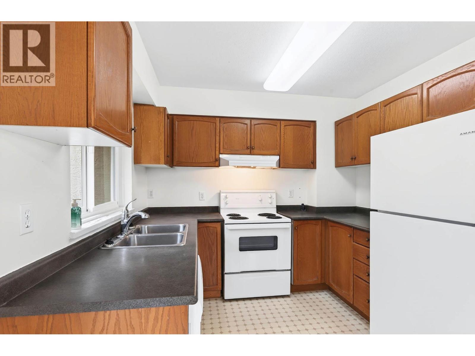 2050 Qu'appelle Boulevard Unit# 14, Kamloops, British Columbia  V2E 2R4 - Photo 13 - 10374854