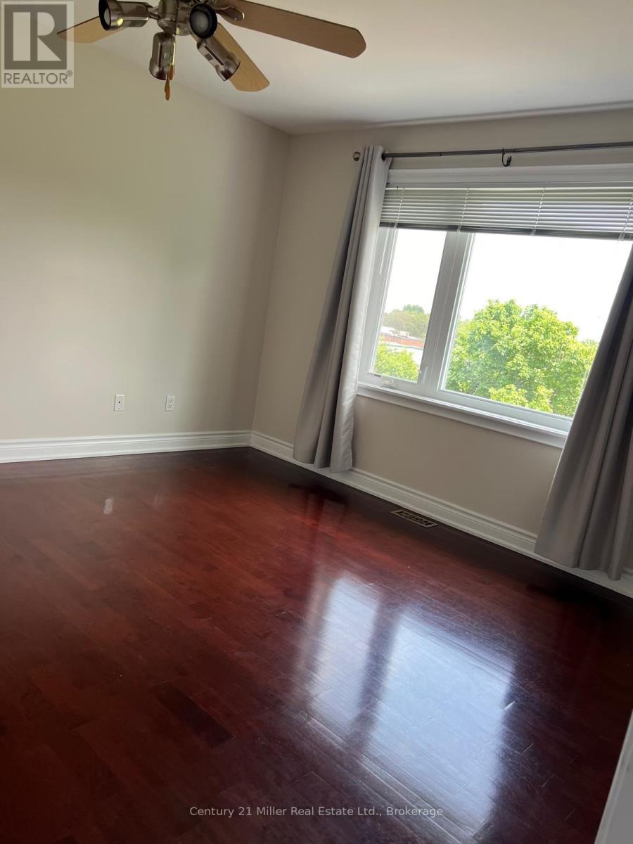 226 Elmwood Road, Oakville, Ontario  L6K 2B1 - Photo 14 - W12746628