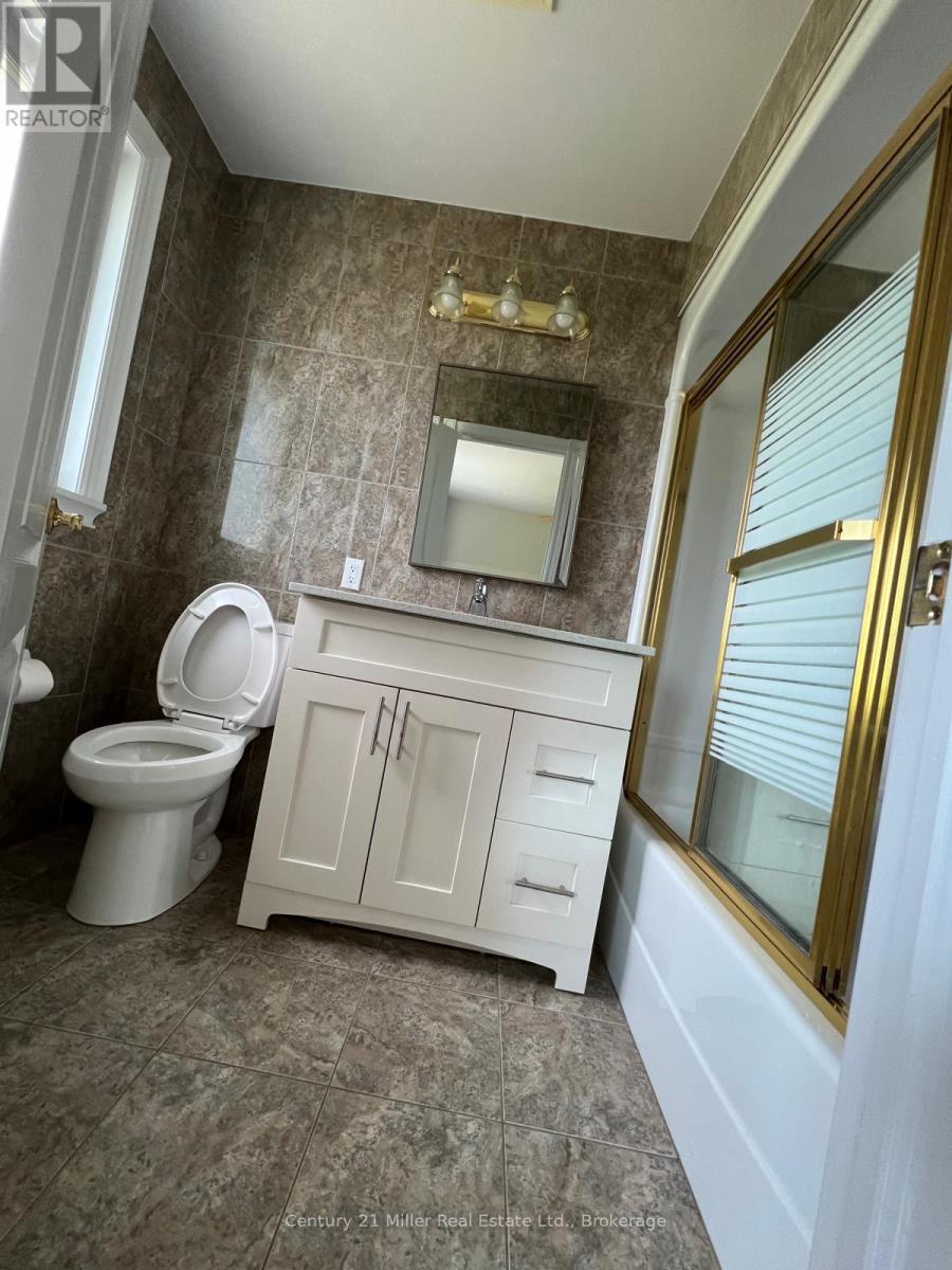 226 Elmwood Road, Oakville, Ontario  L6K 2B1 - Photo 18 - W12746628