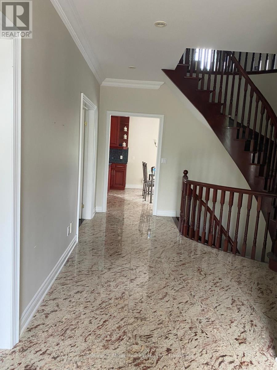 226 Elmwood Road, Oakville, Ontario  L6K 2B1 - Photo 8 - W12746628