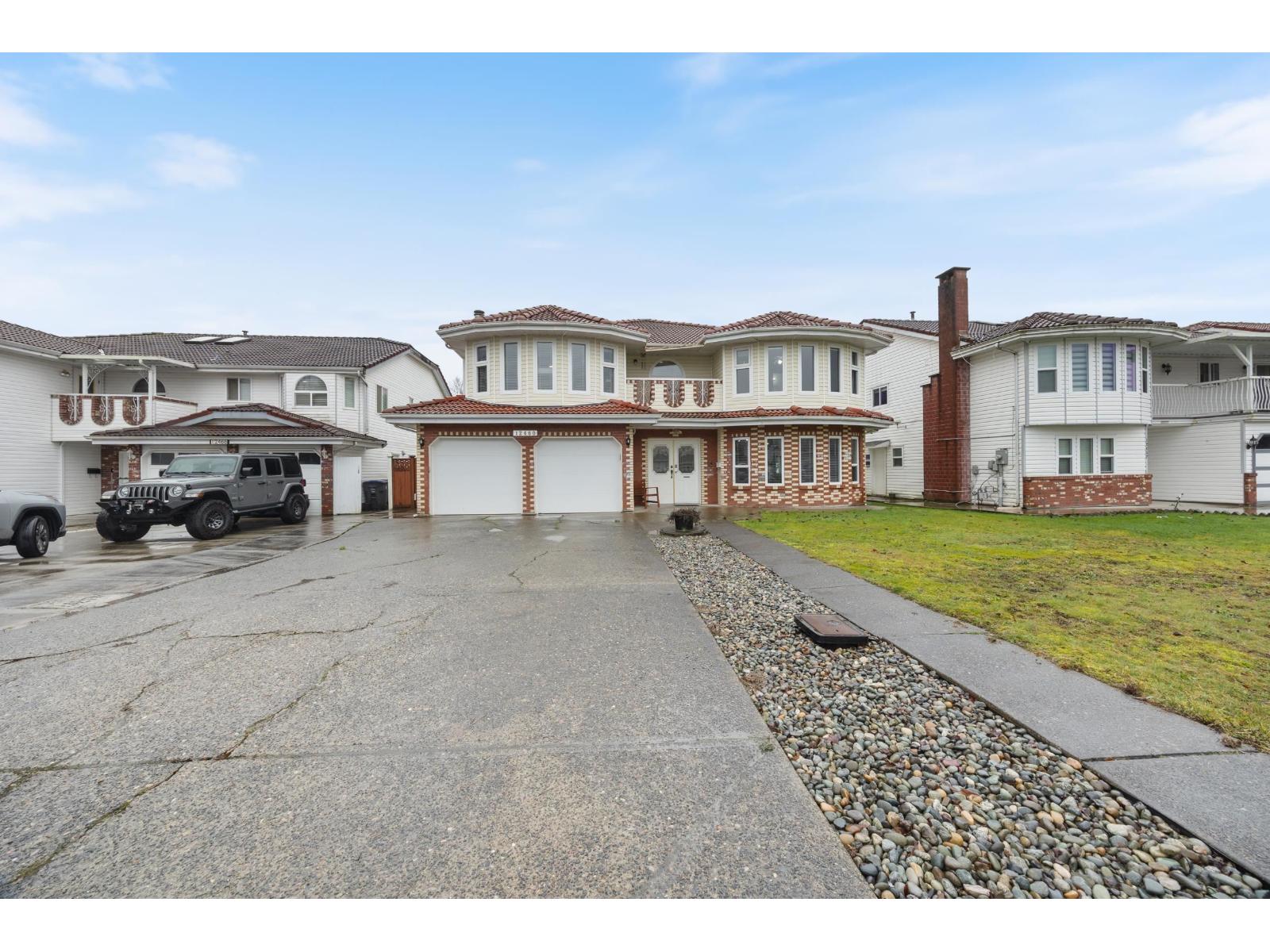 12460 90a Avenue, Surrey, British Columbia  V3V 6T3 - Photo 2 - R3086682