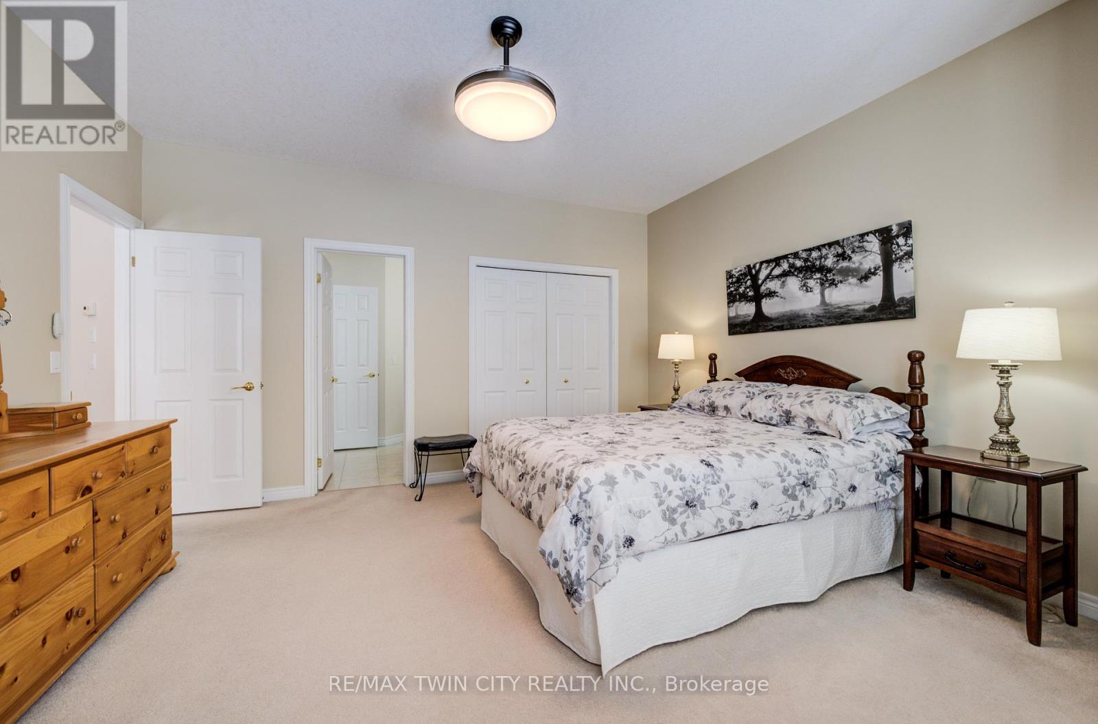 15 - 34 Livingston Boulevard, Wilmot, Ontario  N3A 4M7 - Photo 18 - X12606350