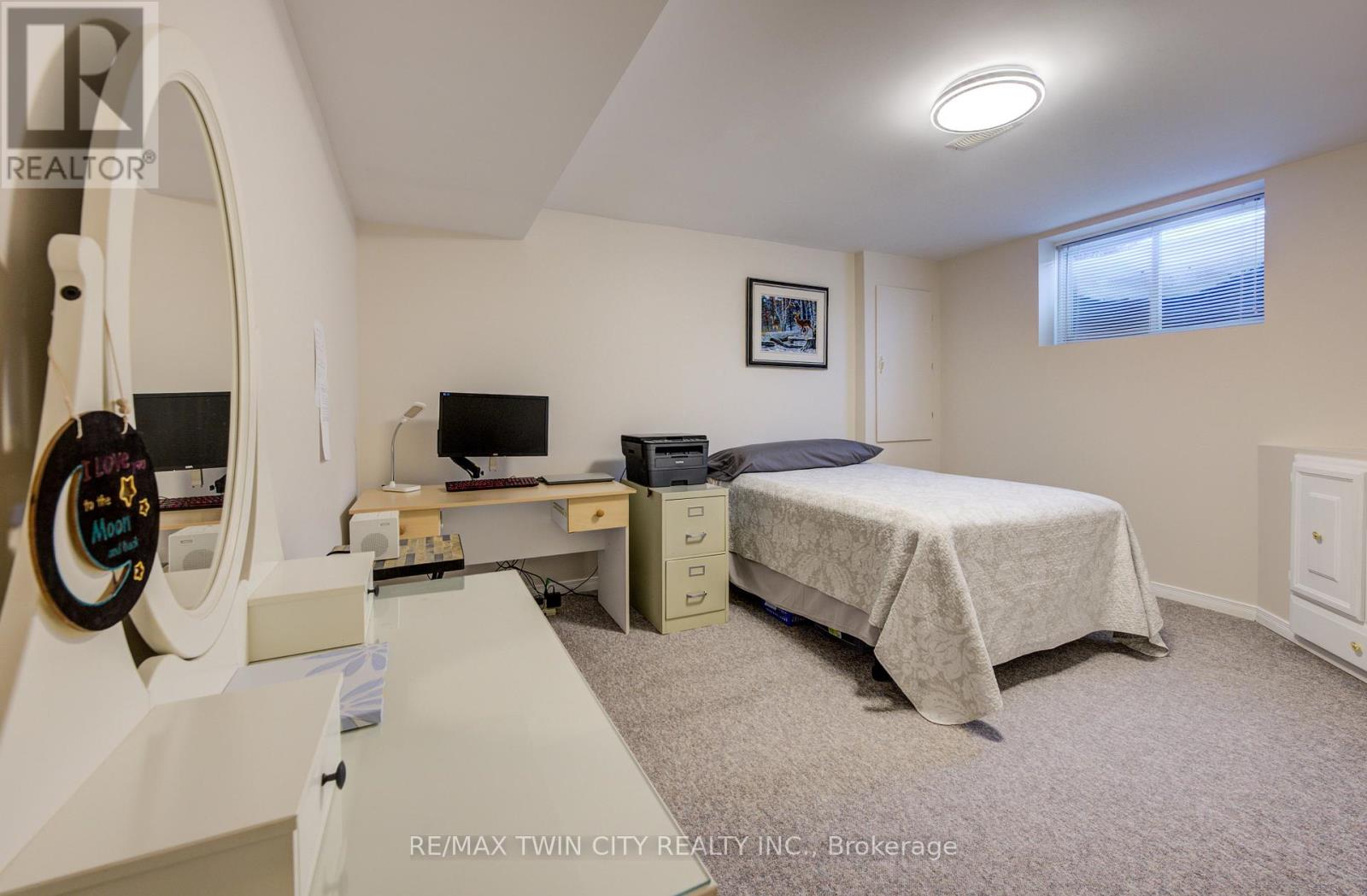 15 - 34 Livingston Boulevard, Wilmot, Ontario  N3A 4M7 - Photo 27 - X12606350