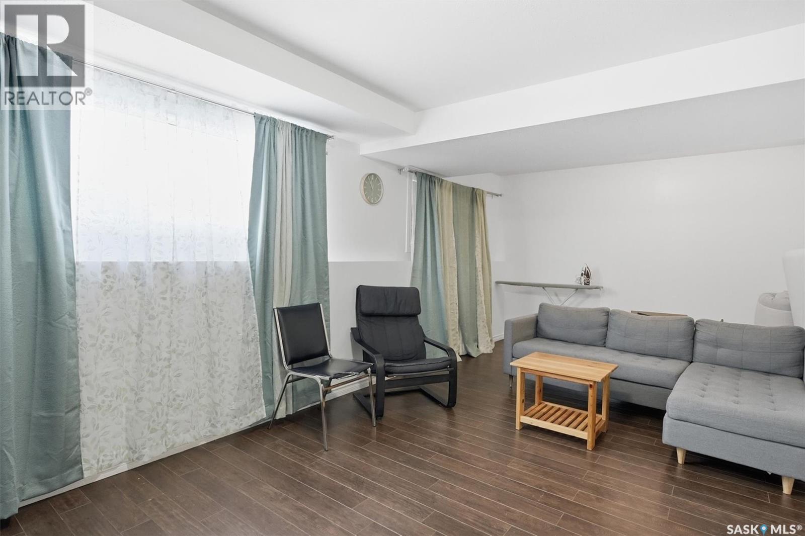 118-120 Barber Crescent, Saskatoon, Saskatchewan  S7M 5M7 - Photo 19 - SK027951