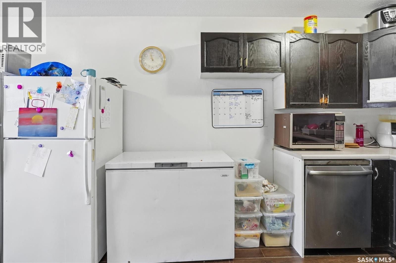 118-120 Barber Crescent, Saskatoon, Saskatchewan  S7M 5M7 - Photo 9 - SK027951