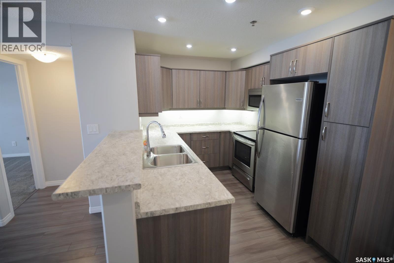 223 915 Kristjanson Road, Saskatoon, Saskatchewan  S7S 0B1 - Photo 5 - SK027921