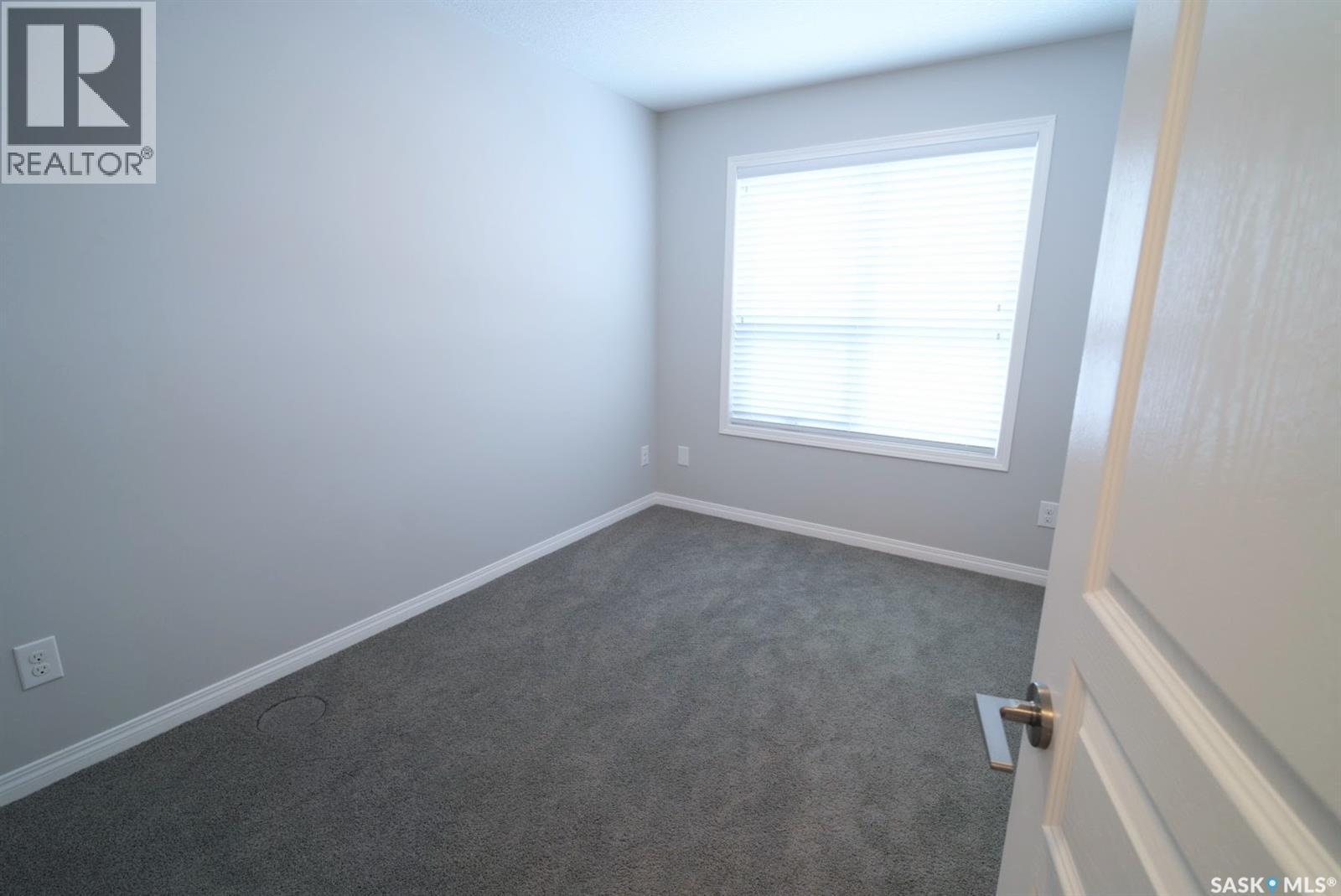 223 915 Kristjanson Road, Saskatoon, Saskatchewan  S7S 0B1 - Photo 8 - SK027921