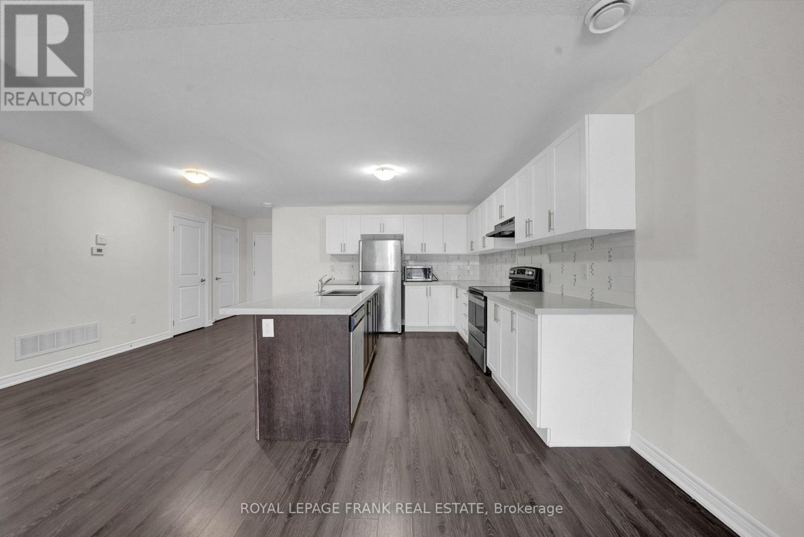 402 Olive Avenue, Oshawa, Ontario  L1H 2R1 - Photo 9 - E12676576