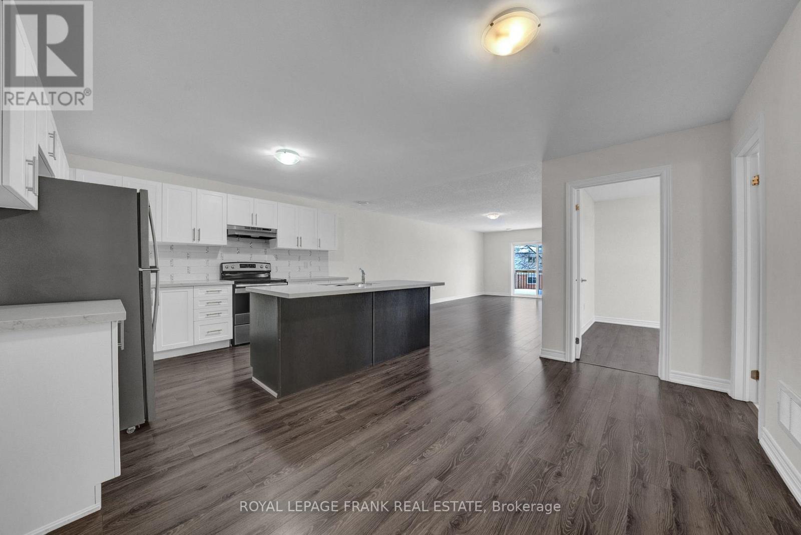 402 Olive Avenue, Oshawa, Ontario  L1H 2R1 - Photo 7 - E12676576